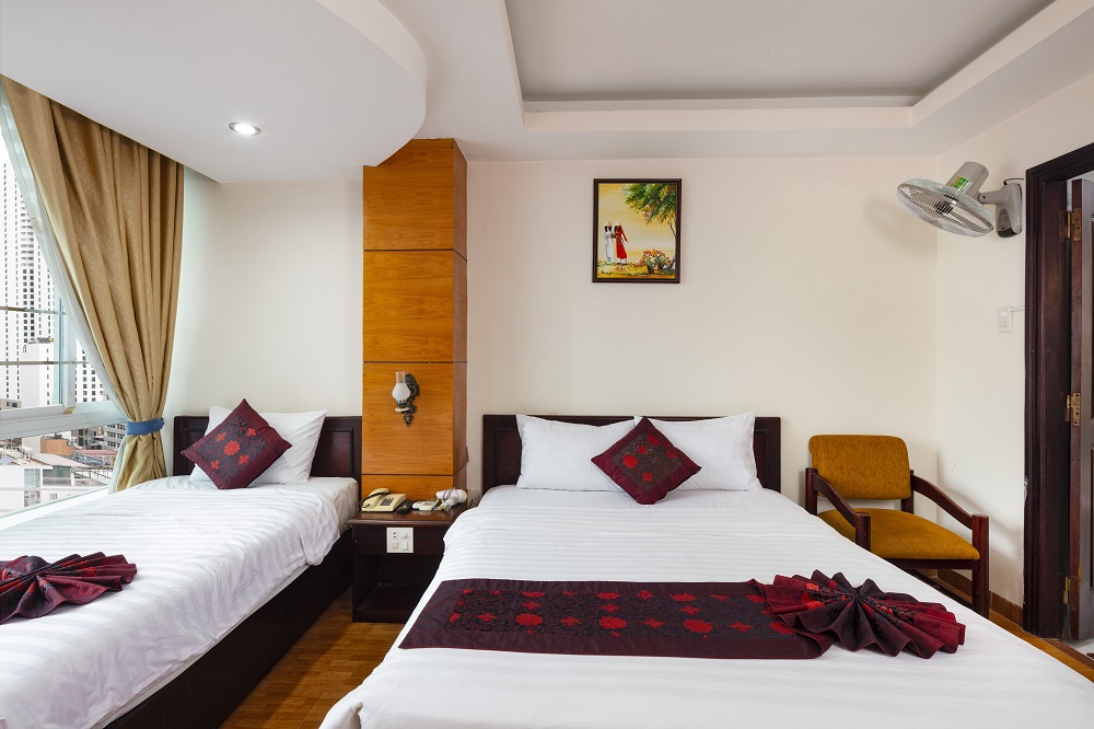 Deluxe Twin Sea View Room